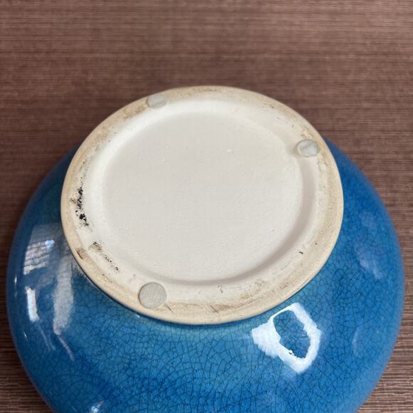 Vintage Turquoise Ceramic Bowl with Lid – Beehive Style, 9.75″ × 9″, Excellent - Picture 10 of 11